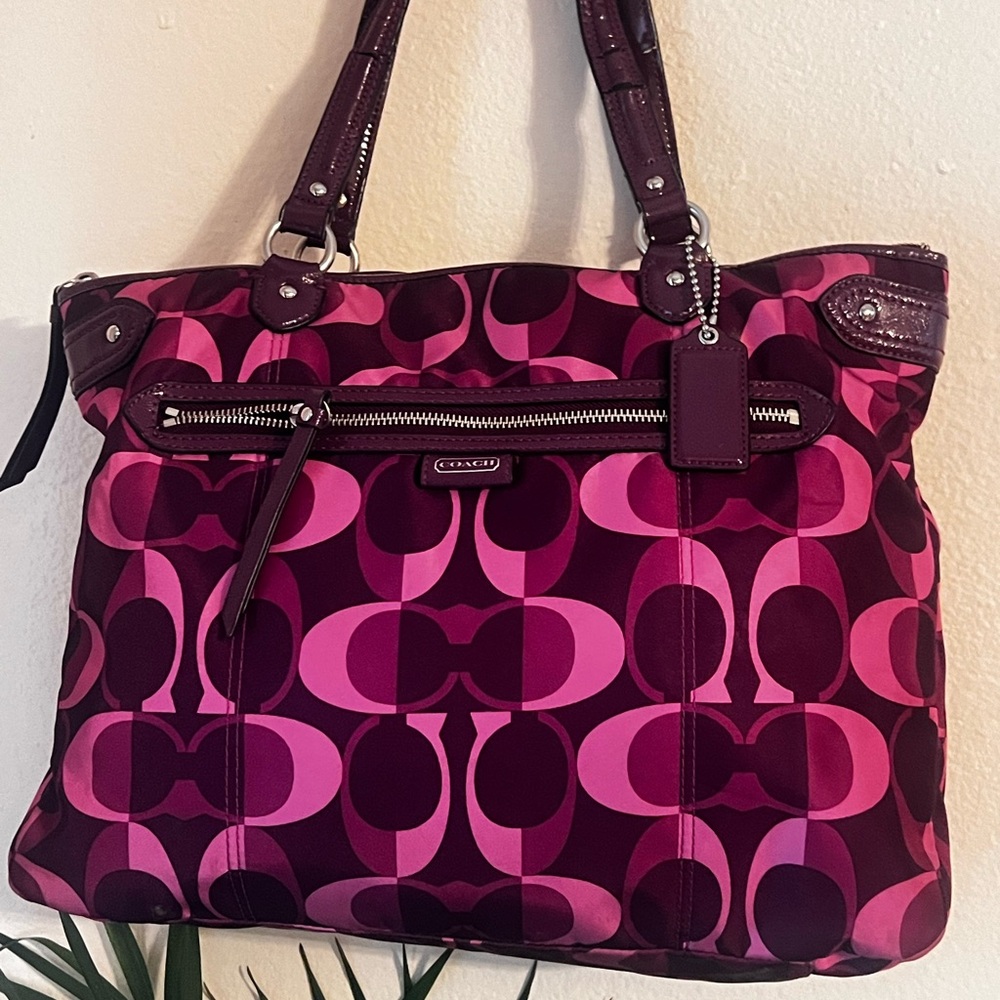 Coach burgundy pink optic c tote bag